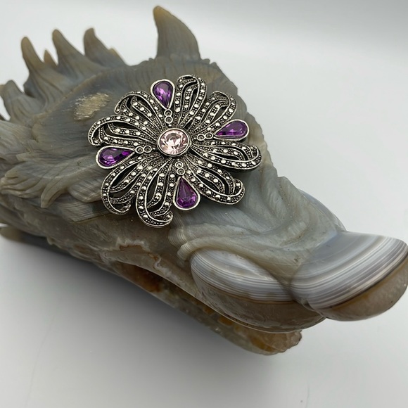 1928 Jewelry - 1928 brand brooch